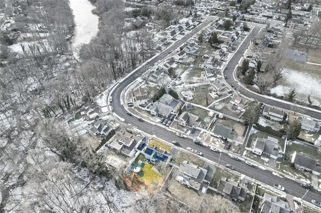 65 Birchbrook Drive Smithtown NY 11787