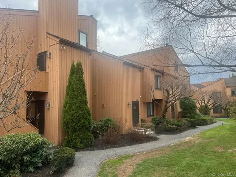 56 Hudson View Hill Ossining NY 10562