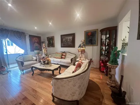 56 Hudson View Hill Ossining NY 10562