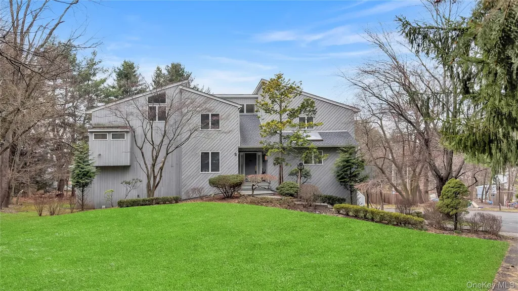 Monsey NY 10952