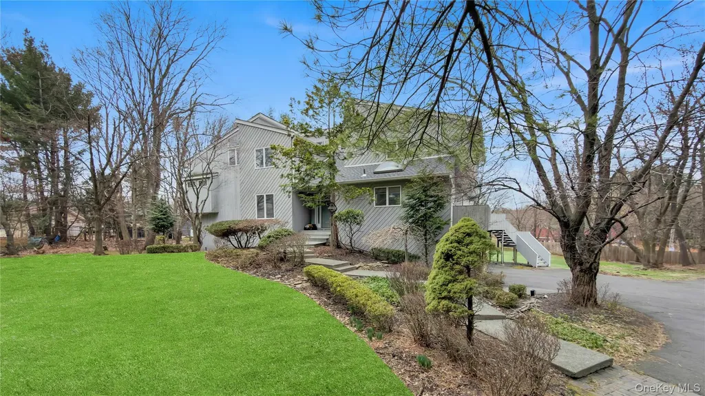 Monsey NY 10952