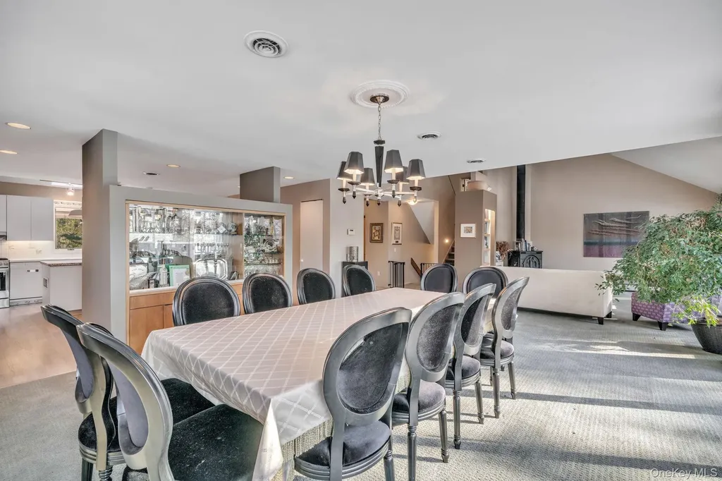 Monsey NY 10952