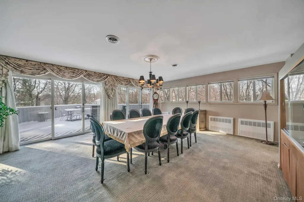 Monsey NY 10952