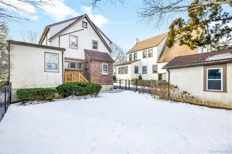 323 Wagner Avenue Mamaroneck NY 10543