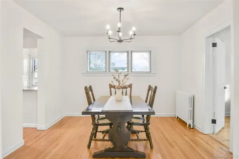 323 Wagner Avenue Mamaroneck NY 10543