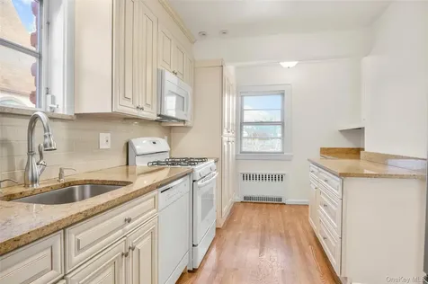 323 Wagner Avenue Mamaroneck NY 10543