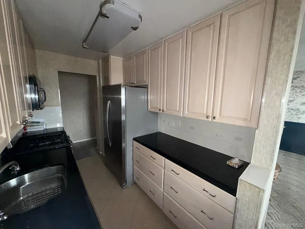 85-10 151 Avenue Howard Beach NY 11414
