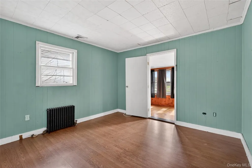 81 Pine Grove Avenue Kingston NY 12401