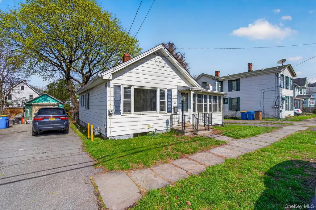 81 Pine Grove Avenue Kingston NY 12401