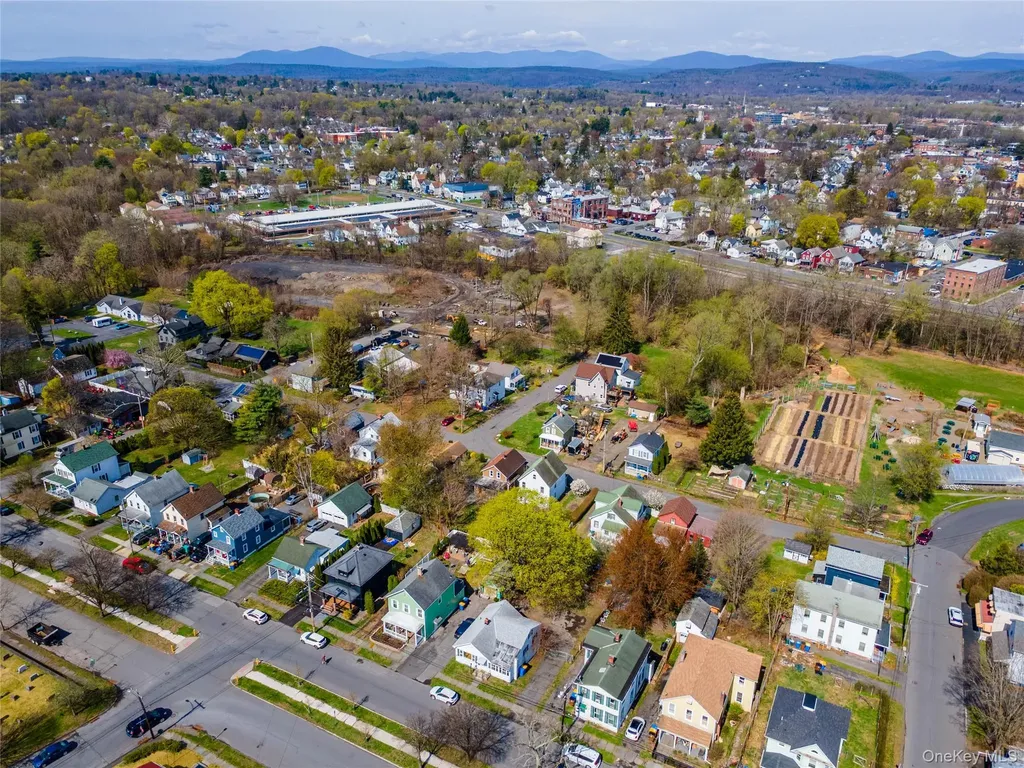 81 Pine Grove Avenue Kingston NY 12401