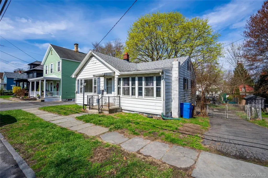 81 Pine Grove Avenue Kingston NY 12401
