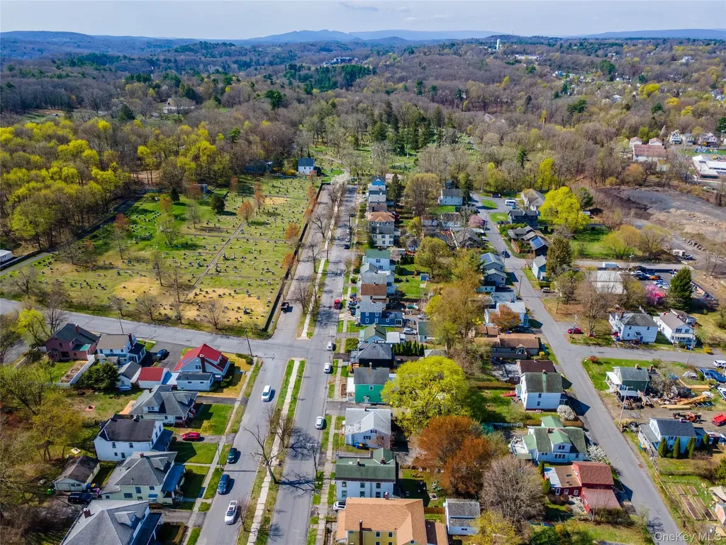 81 Pine Grove Avenue Kingston NY 12401