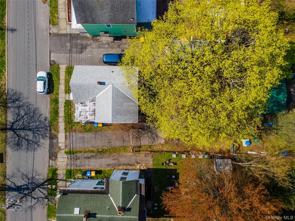 81 Pine Grove Avenue Kingston NY 12401