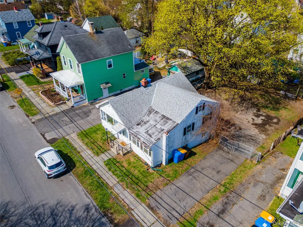 81 Pine Grove Avenue Kingston NY 12401