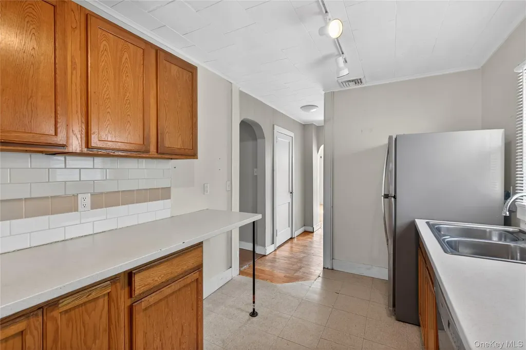 81 Pine Grove Avenue Kingston NY 12401