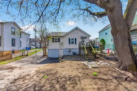81 Pine Grove Avenue Kingston NY 12401