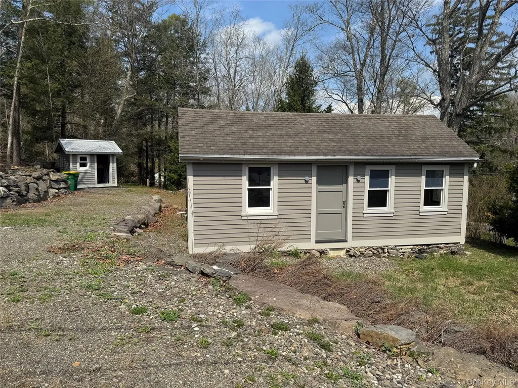1810 Sawkill Park Road Kingston NY 12401