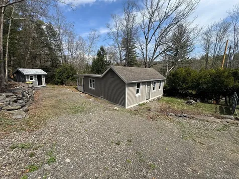 1810 Sawkill Park Road Kingston NY 12401