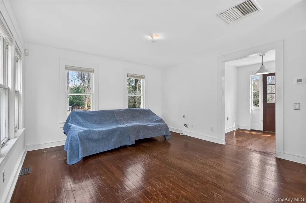 1063 Sawkill Road Kingston NY 12401