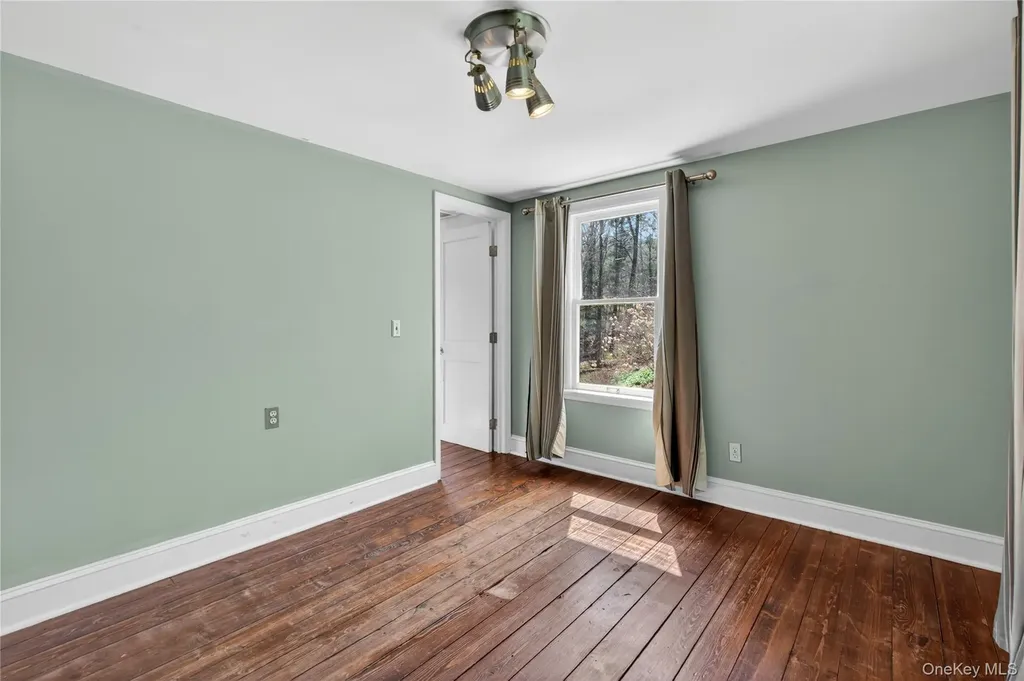 1063 Sawkill Road Kingston NY 12401