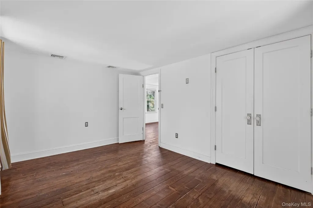 1063 Sawkill Road Kingston NY 12401