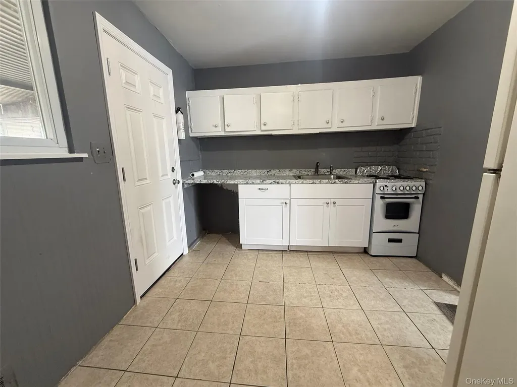 2804 Eagle Avenue Medford NY 11763