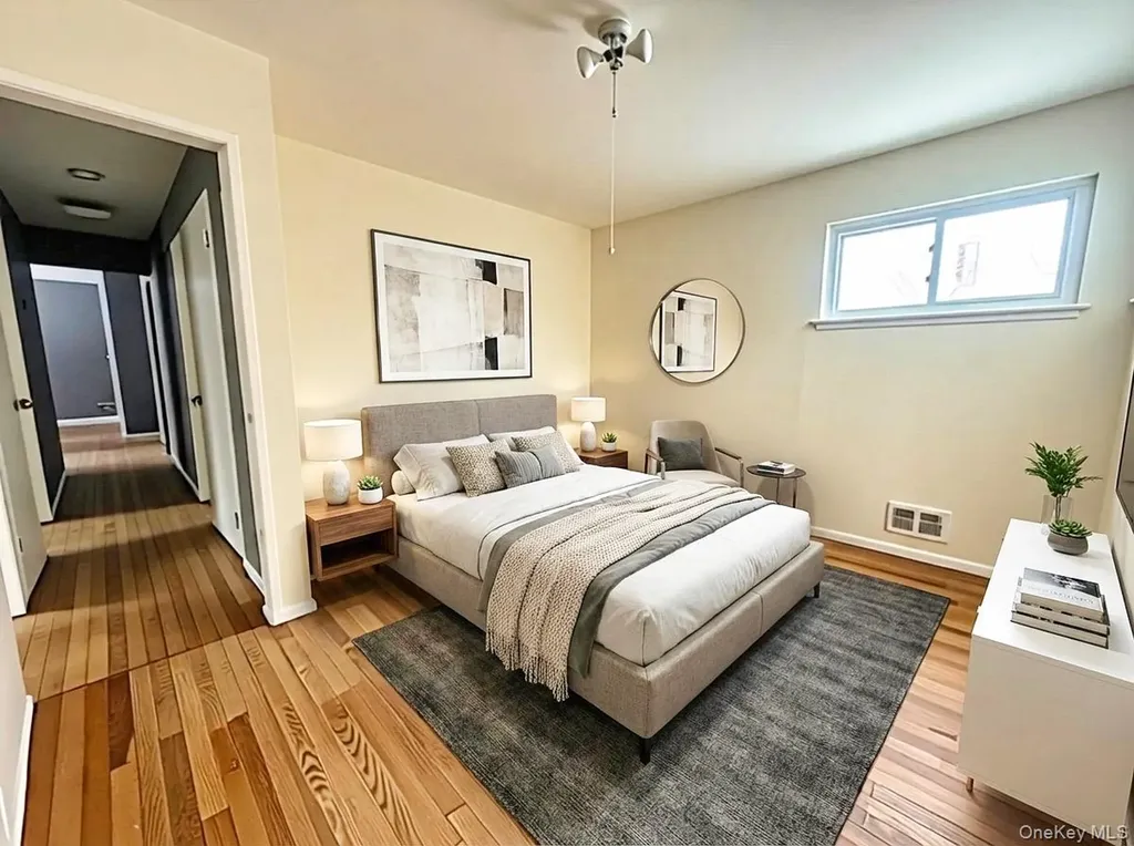 2804 Eagle Avenue Medford NY 11763