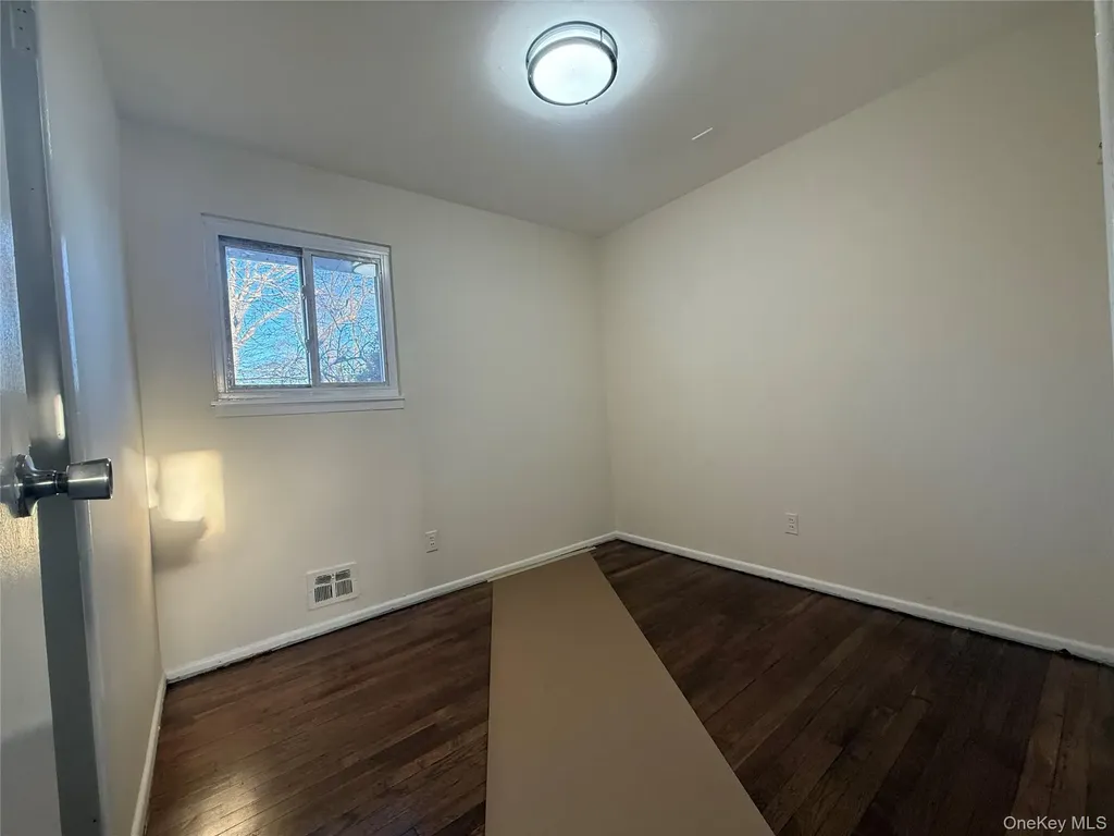 2804 Eagle Avenue Medford NY 11763