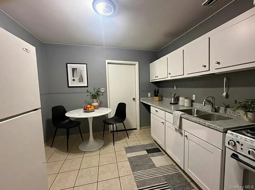 2804 Eagle Avenue Medford NY 11763