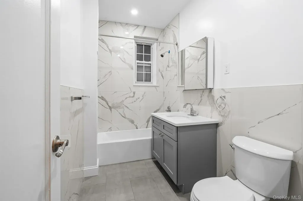 11007 73rd Road Forest Hills NY 11375