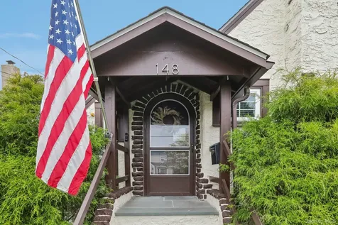148 Chelsea Street Hawthorne NY 10532