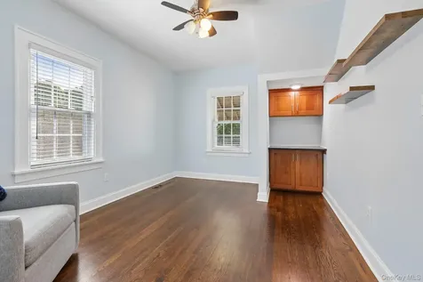 148 Chelsea Street Hawthorne NY 10532
