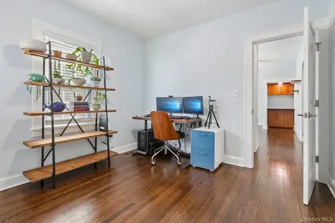 148 Chelsea Street Hawthorne NY 10532