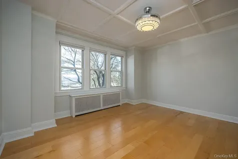 120 S Broadway Tarrytown NY 10591