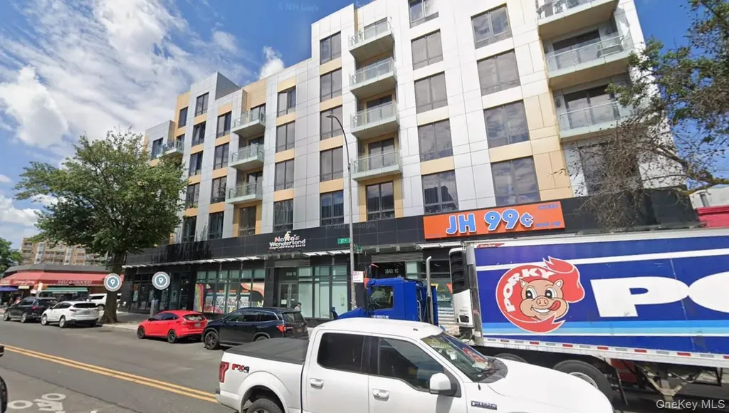 9501 37th Avenue Jackson Heights NY 11372