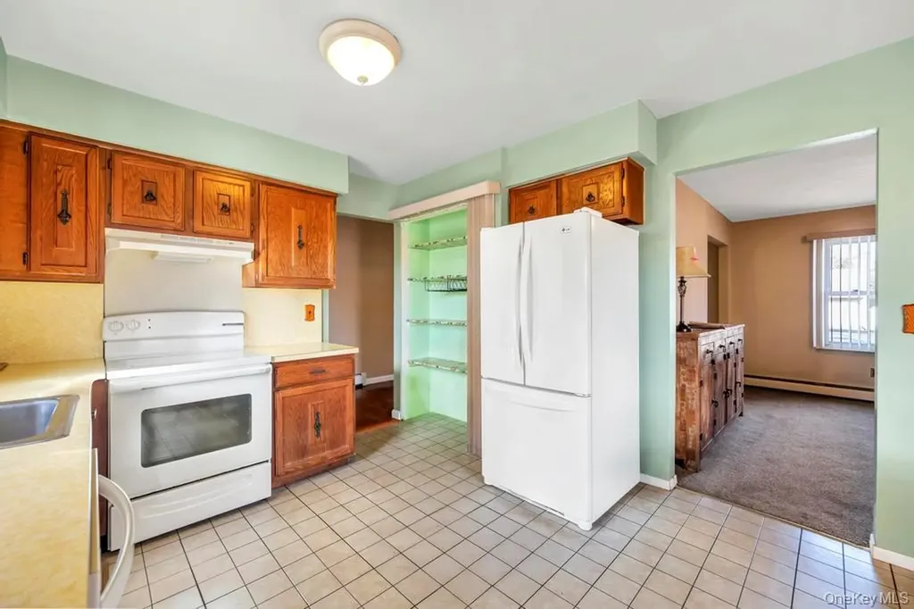 2 Martin Street Coram NY 11727