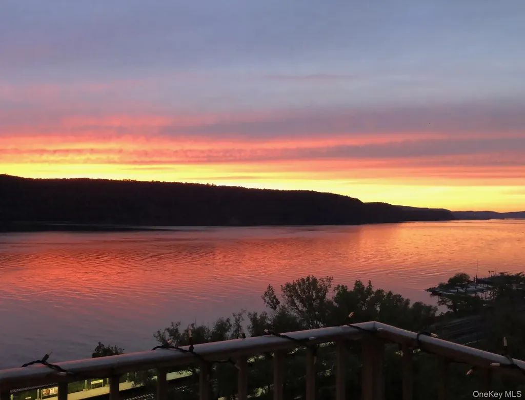 1085 Warburton Yonkers NY 10701