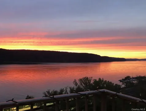 1085 Warburton Yonkers NY 10701