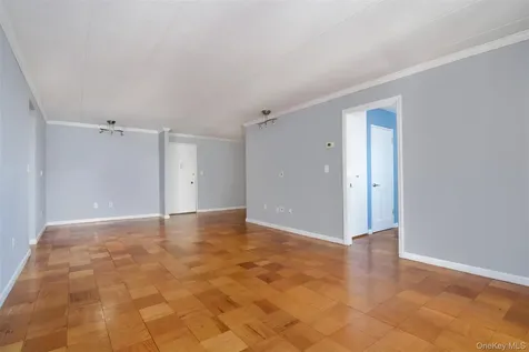 1085 Warburton Yonkers NY 10701