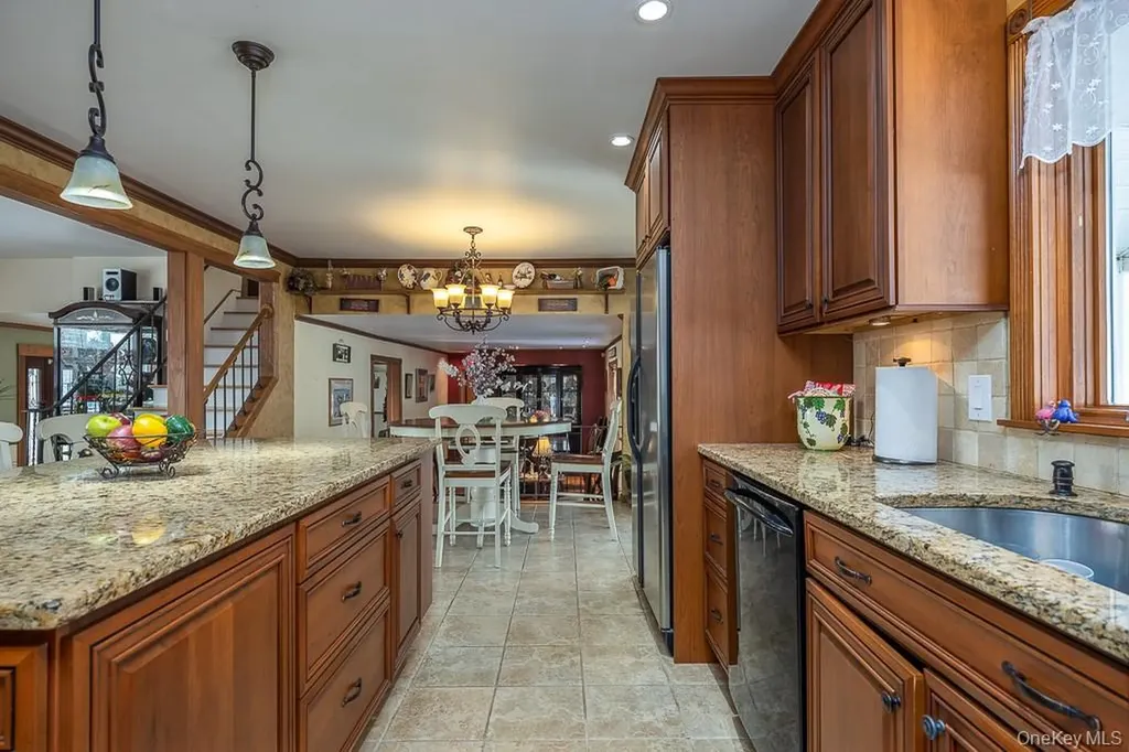 9 Georgian Drive Stony Point NY 10980