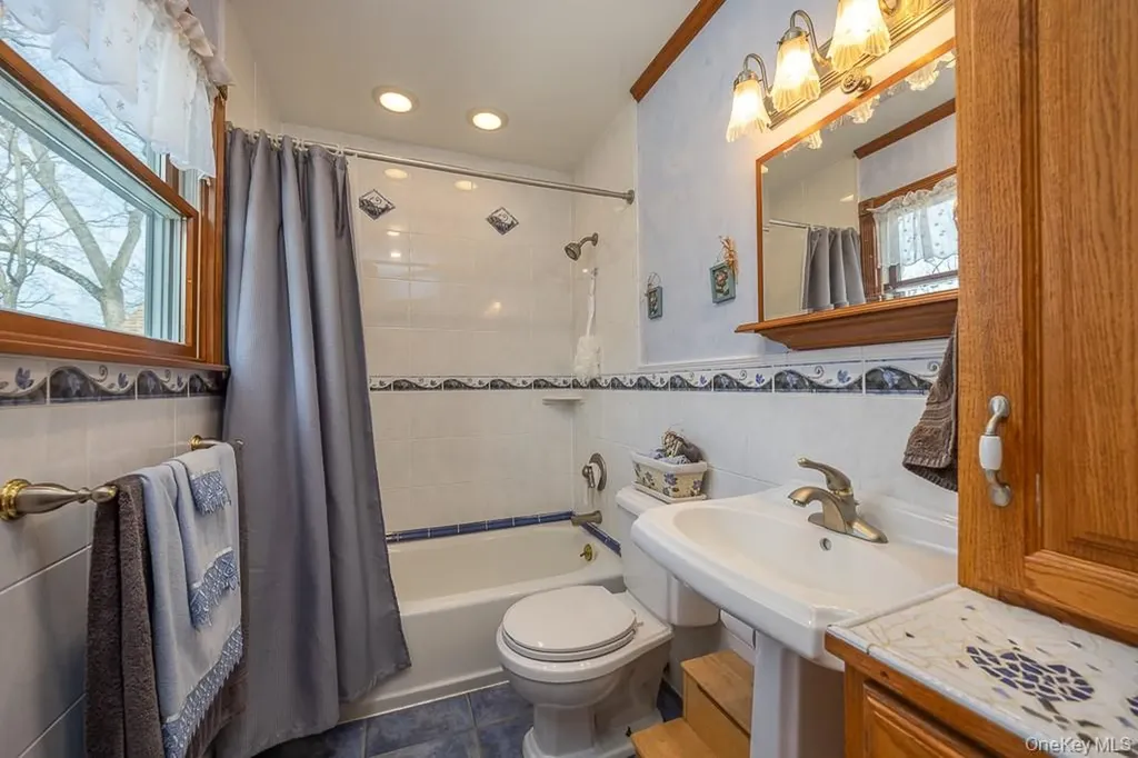 9 Georgian Drive Stony Point NY 10980