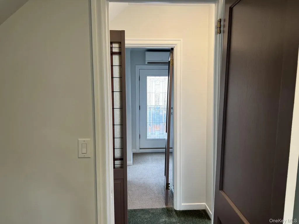 24 Lindner Place Smithtown NY 11787
