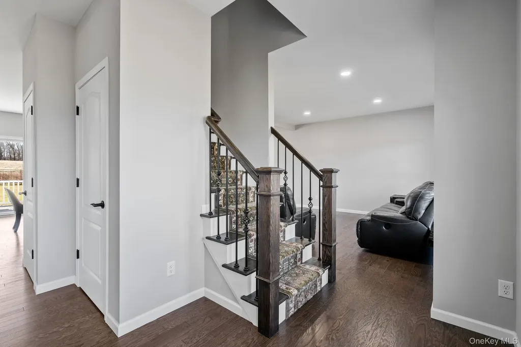 10 Harrier Ridge Drive Wallkill NY 12589