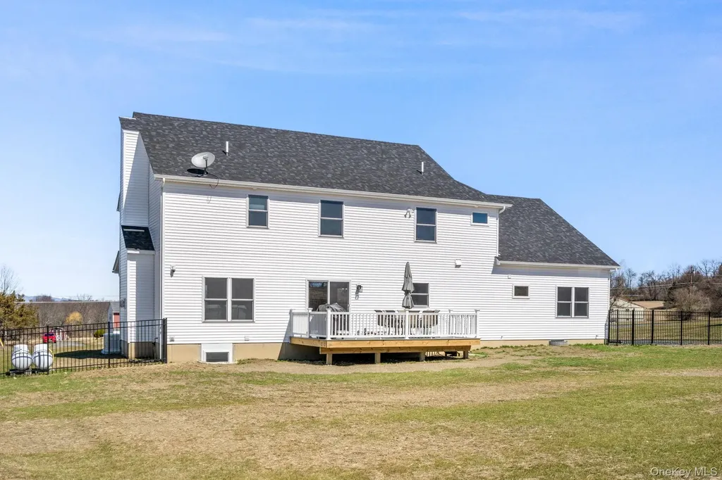 10 Harrier Ridge Drive Wallkill NY 12589
