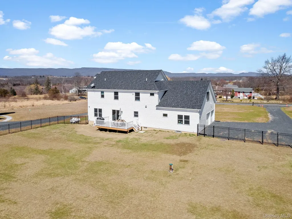 10 Harrier Ridge Drive Wallkill NY 12589