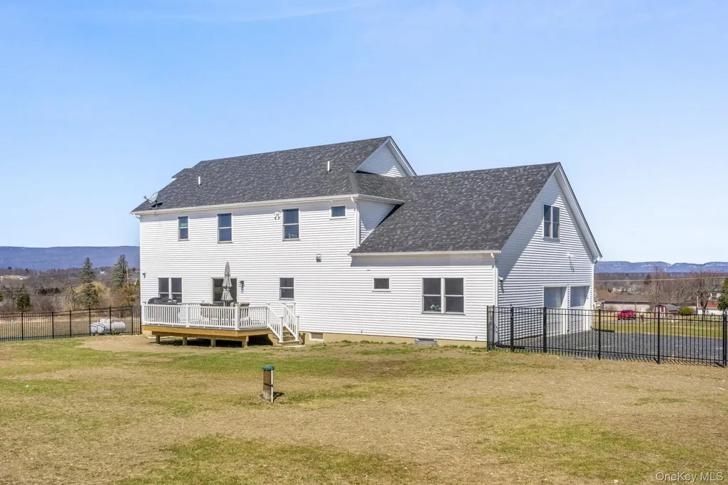 10 Harrier Ridge Drive Wallkill NY 12589