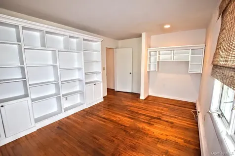 41 Country Club Road Bellport Village NY 11713