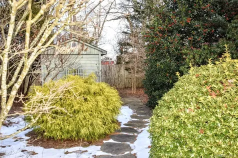 41 Country Club Road Bellport Village NY 11713