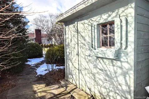 41 Country Club Road Bellport Village NY 11713