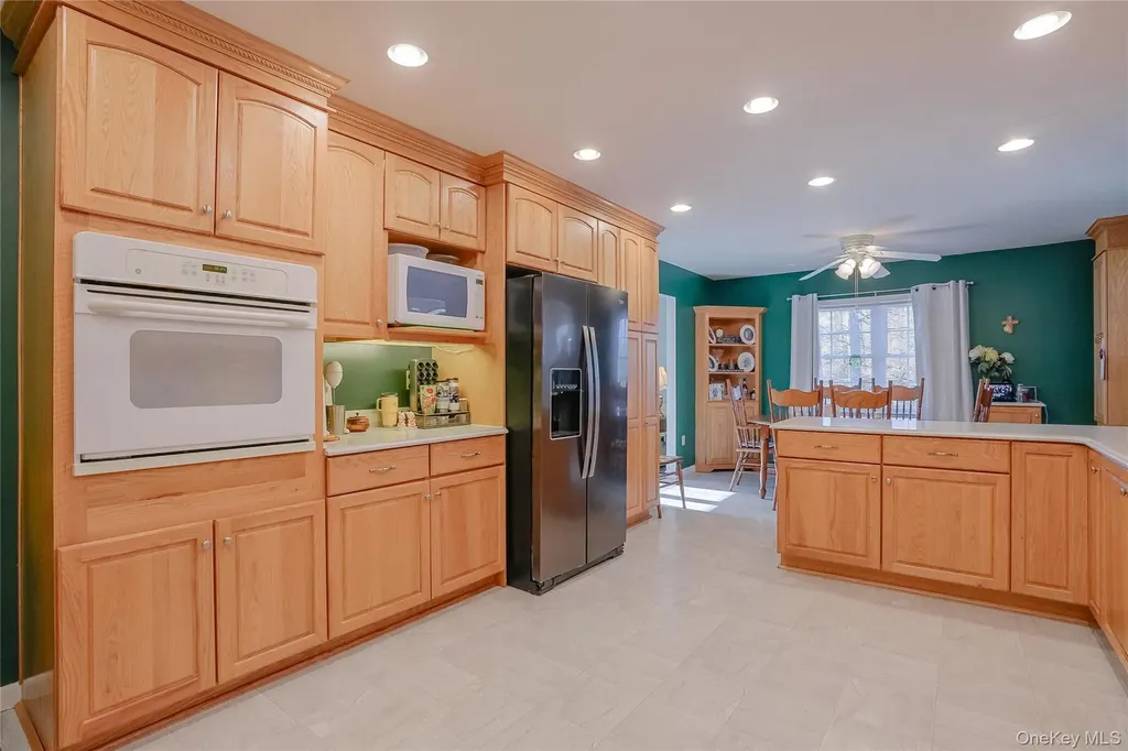 13 Edna Drive Hyde Park NY 12538